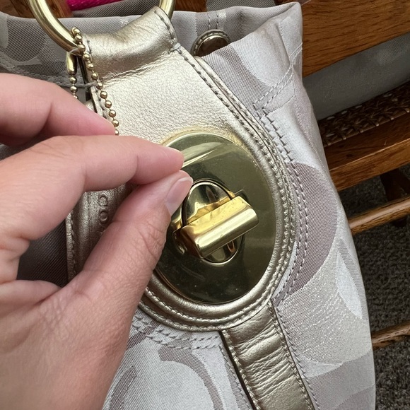 Vintage Coach Purse - Picture 6 of 9